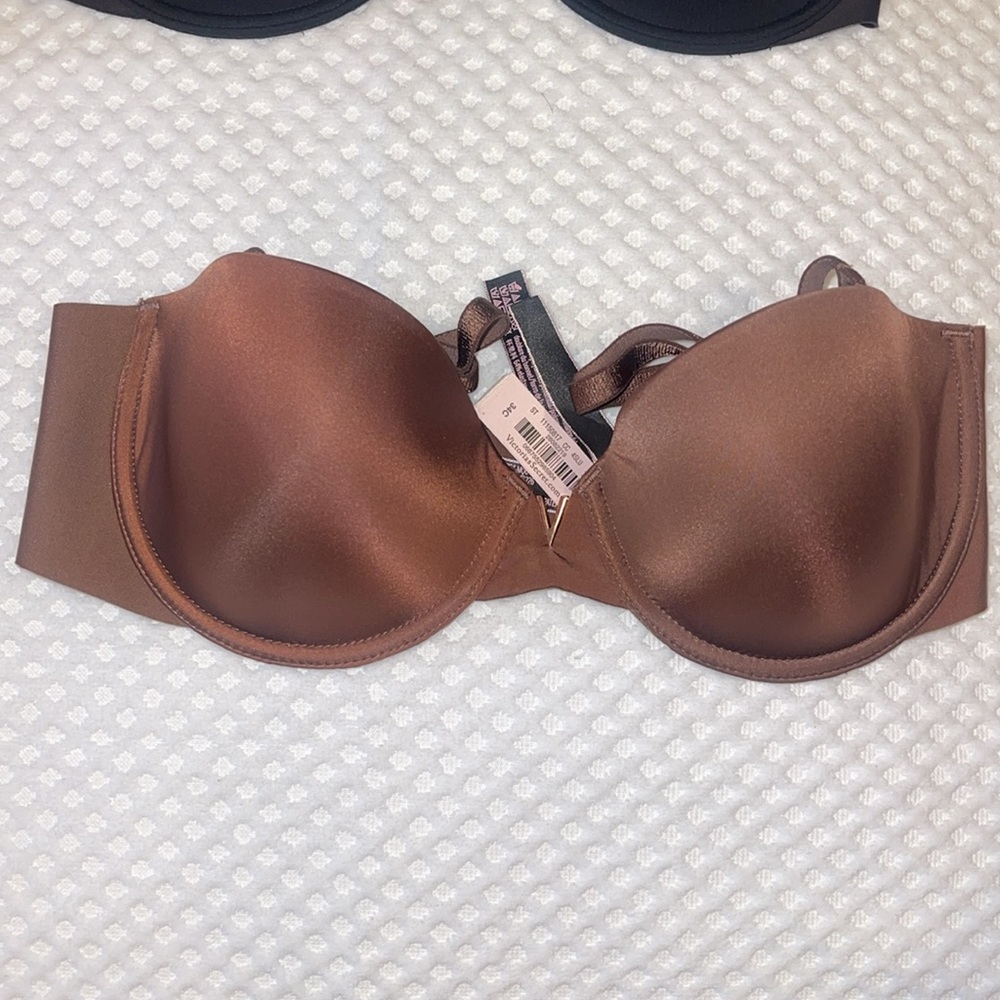 Victoria's Secret Bra - Picture 4 of 6
